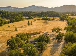 20400 Antioch Rd, White City, OR 97503