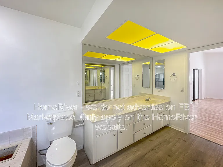 1110 SW 15th Ave — Photo 16