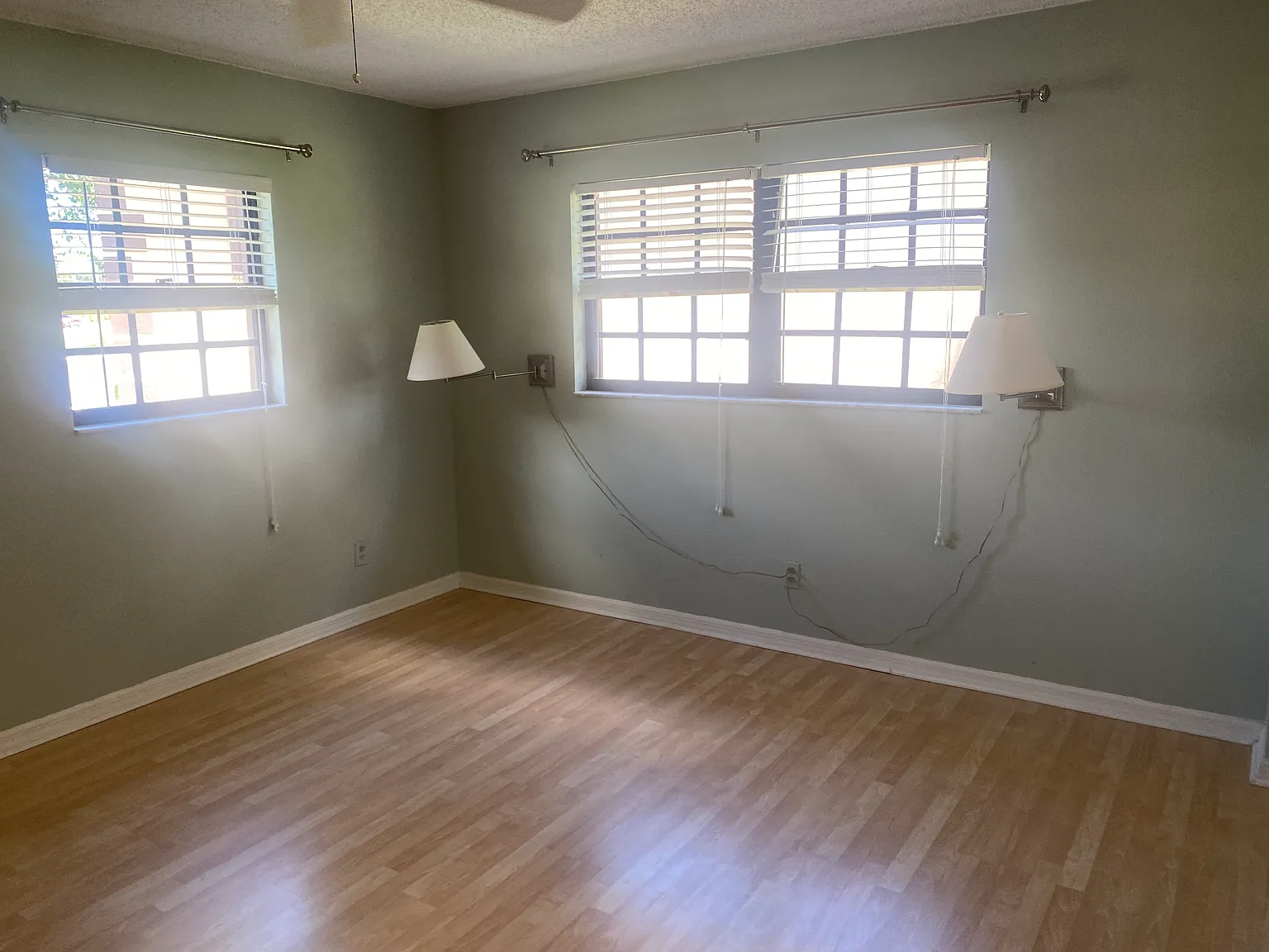 2 bed, 1095 sqft, $1,800 — Photo 4