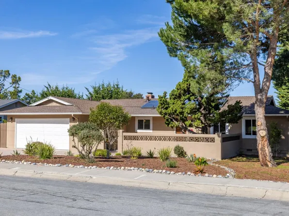 2117 San Vito Cir, Monterey, CA 93940