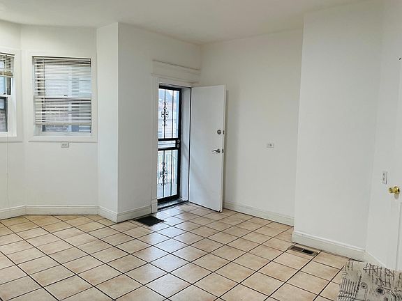 3rd image of 3612 S Wood St #1-F