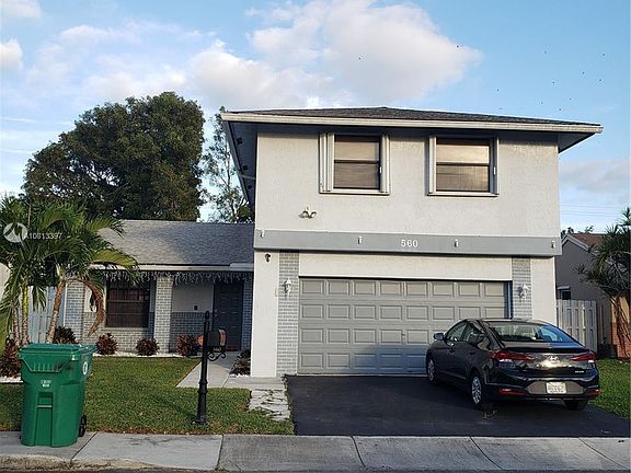 2nd image of 560 Green River Ln