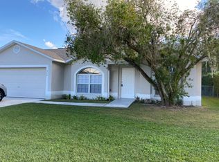 555 Emerald Cove Loop, Lakeland, FL 33813