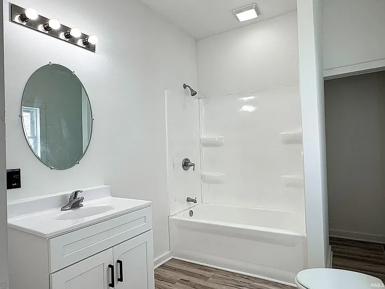 733 S Armstrong St — Photo 20