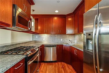 Sold by Avenue Sotheby's International Realty