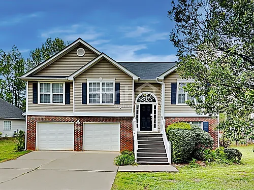 611 Waterford Ln Photo 1