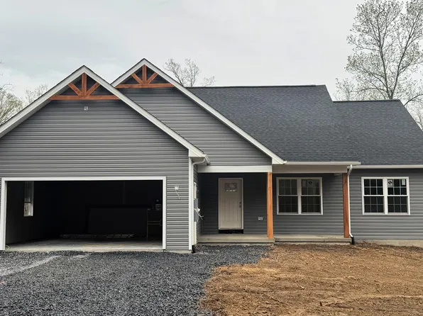 412 Secession Ln, New Market, VA 22844