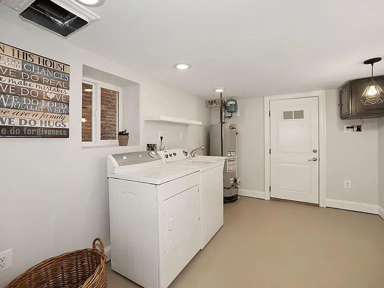 1116 K St NE #2 — Photo 21