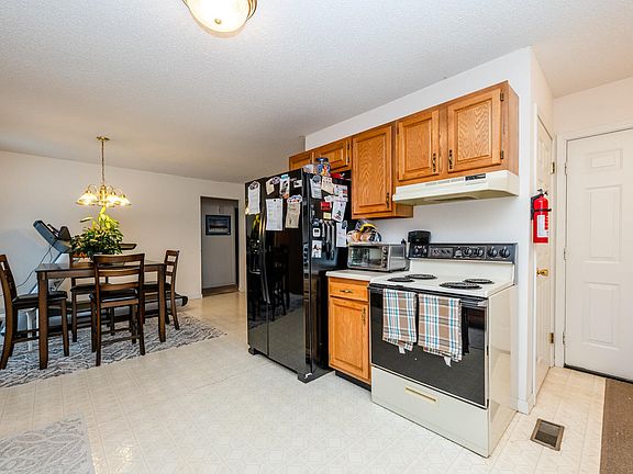 5th image of 6540 Fredonia Cir #2