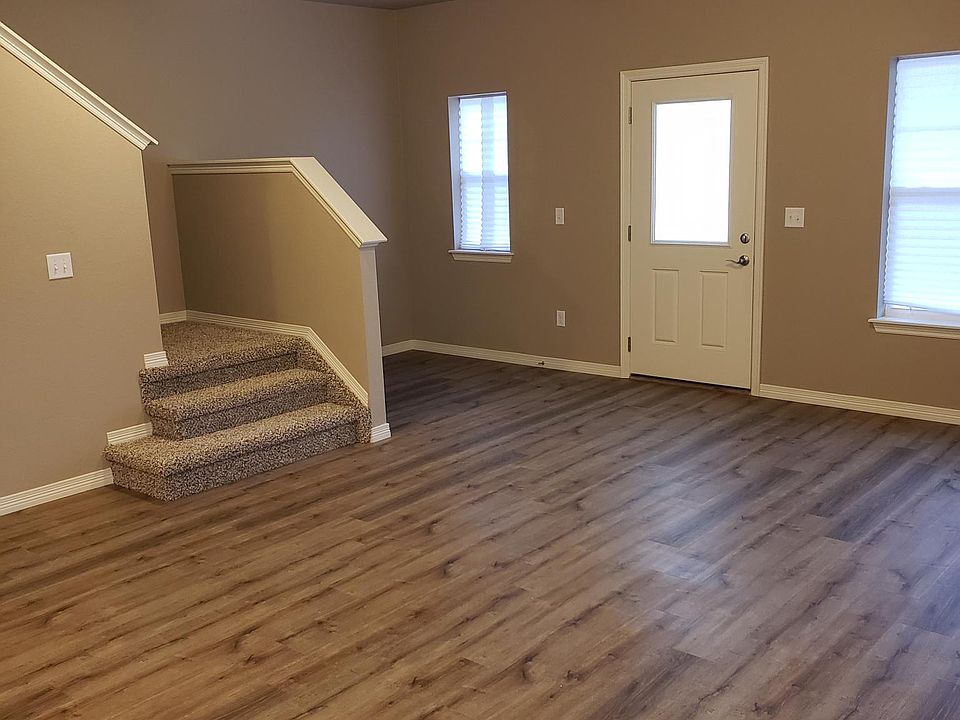 1st image of 1691 Grand Ave #1