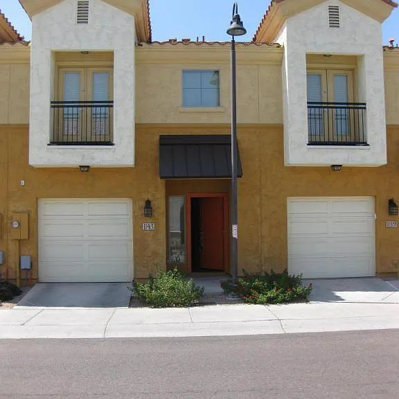 1147 E Cedar St — Photo 1
