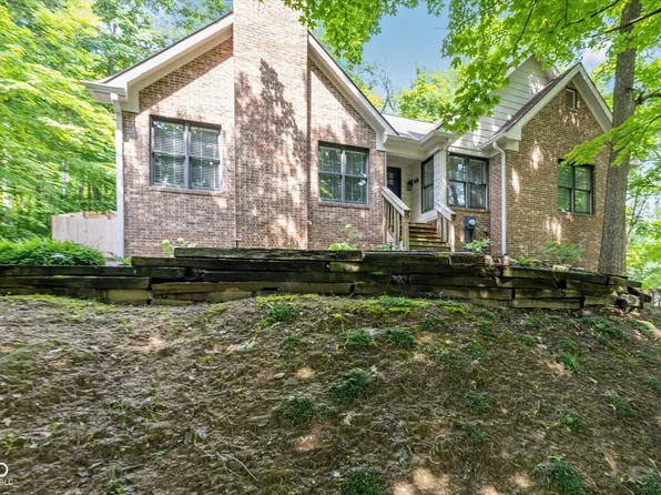 8618 Log Run Dr S, Indianapolis, IN 46234