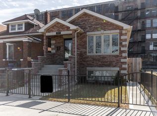 1023 W 34th Pl #2, Chicago, IL 60608