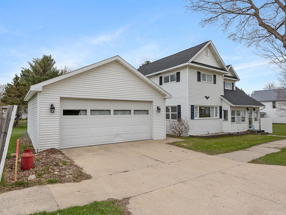105 W Church St, Tustin, MI 49688 Zillow