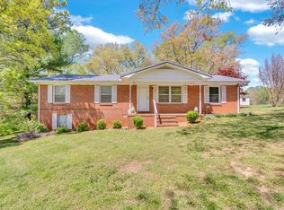 455 Spring Valley Rd, McMinnville, TN 37110