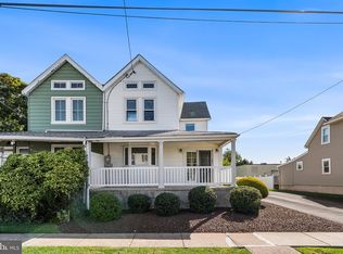 213 Saude Ave, Essington, PA 19029