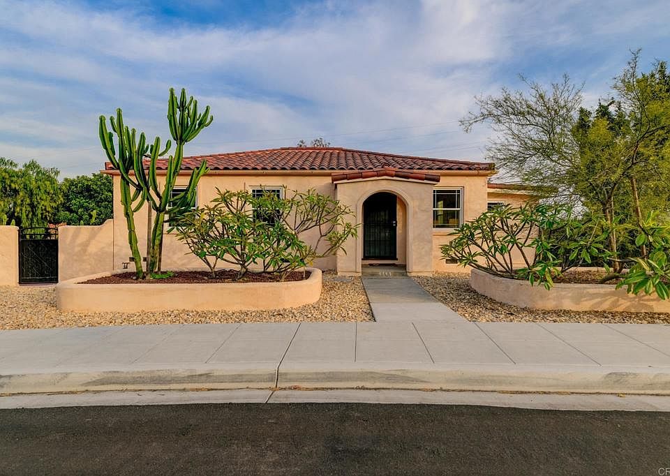 1st image of 4365 Aragon Way