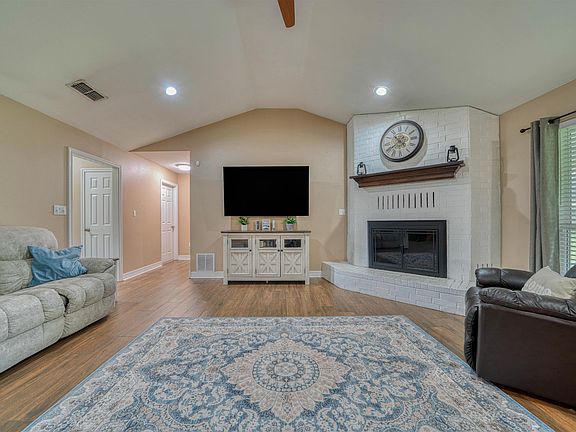 5th image of 13266 Davidson Rd