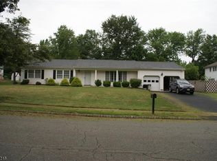 4 Linda St, Parsippany, NJ 07054