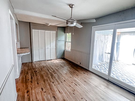 5th image of 4708 N College Ave