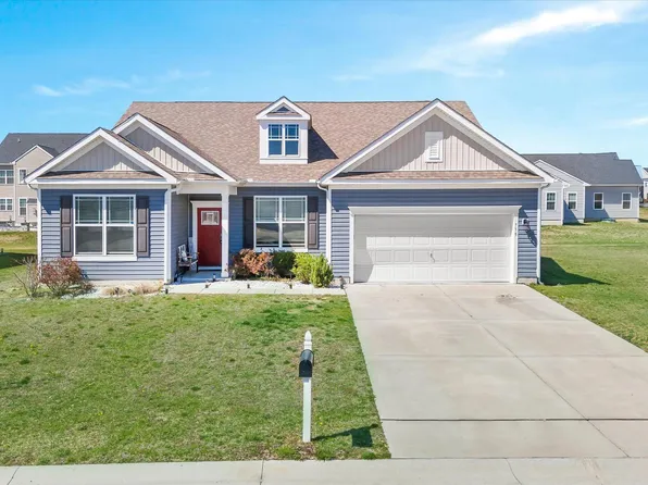 735 Red Maple Rd, Smyrna, DE 19977