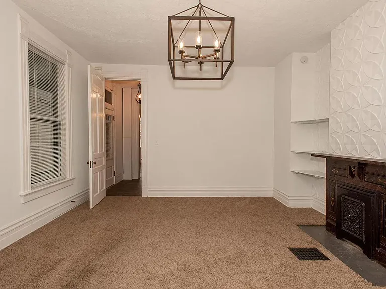 536 Lexington Ave #1 — Photo 15