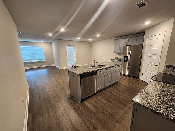 3rd image of 18412 Elkwood Dr