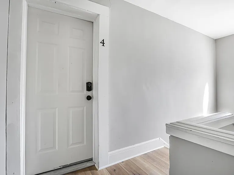 288 E 12th Ave #4 — Photo 10
