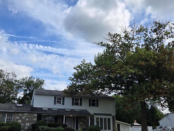 2nd image of 3549 Meadowlark Dr