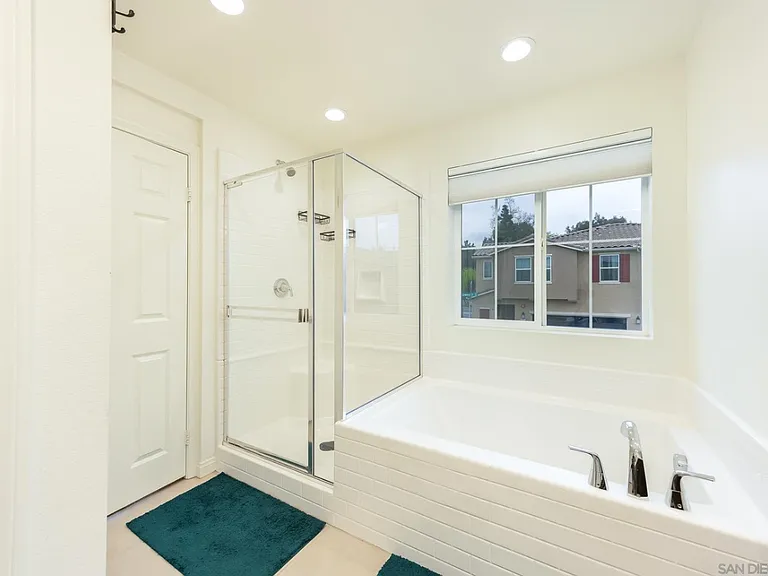 506 Longmeadow St — Photo 10