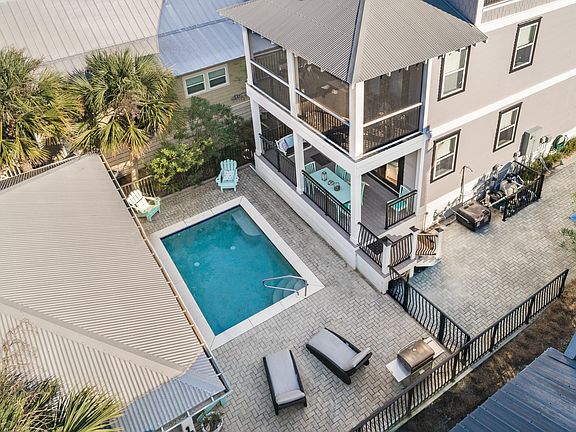 15 Endless Summer Way-12