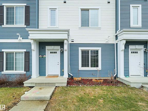 2nd image of 735 Allard Blvd SW #4