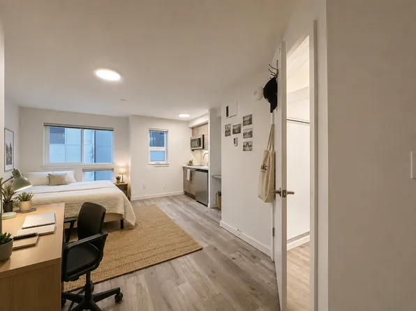 U20 Apartments