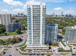 10 Deerlick Ct #202, Toronto, ON M3A 0A7