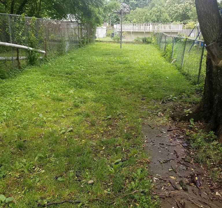 2nd image of 347 Jefferson Ave