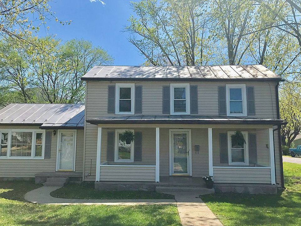 newly painted porch/shutters