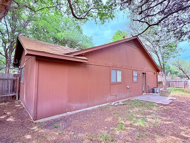 6503 Columbia Oaks Ct #A — Photo 26