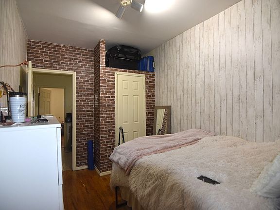 4th image of 293 N 7th St #2B