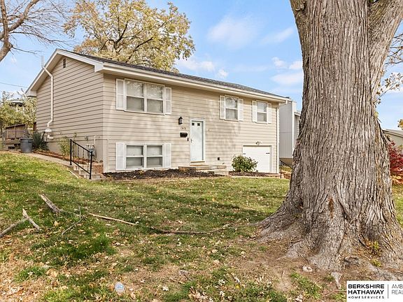 2nd image of 13478 Kingswood Dr
