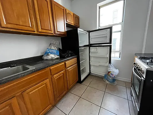 Rented by Lang Realty LLC | media 11
