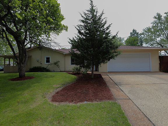 4th image of 19421 W Hoag Ct