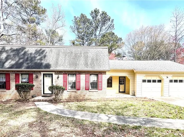 8435 Ridge Rd, Fairburn, GA 30213