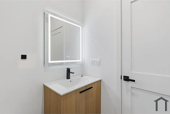 4129 Ogden St #2 — Photo 20