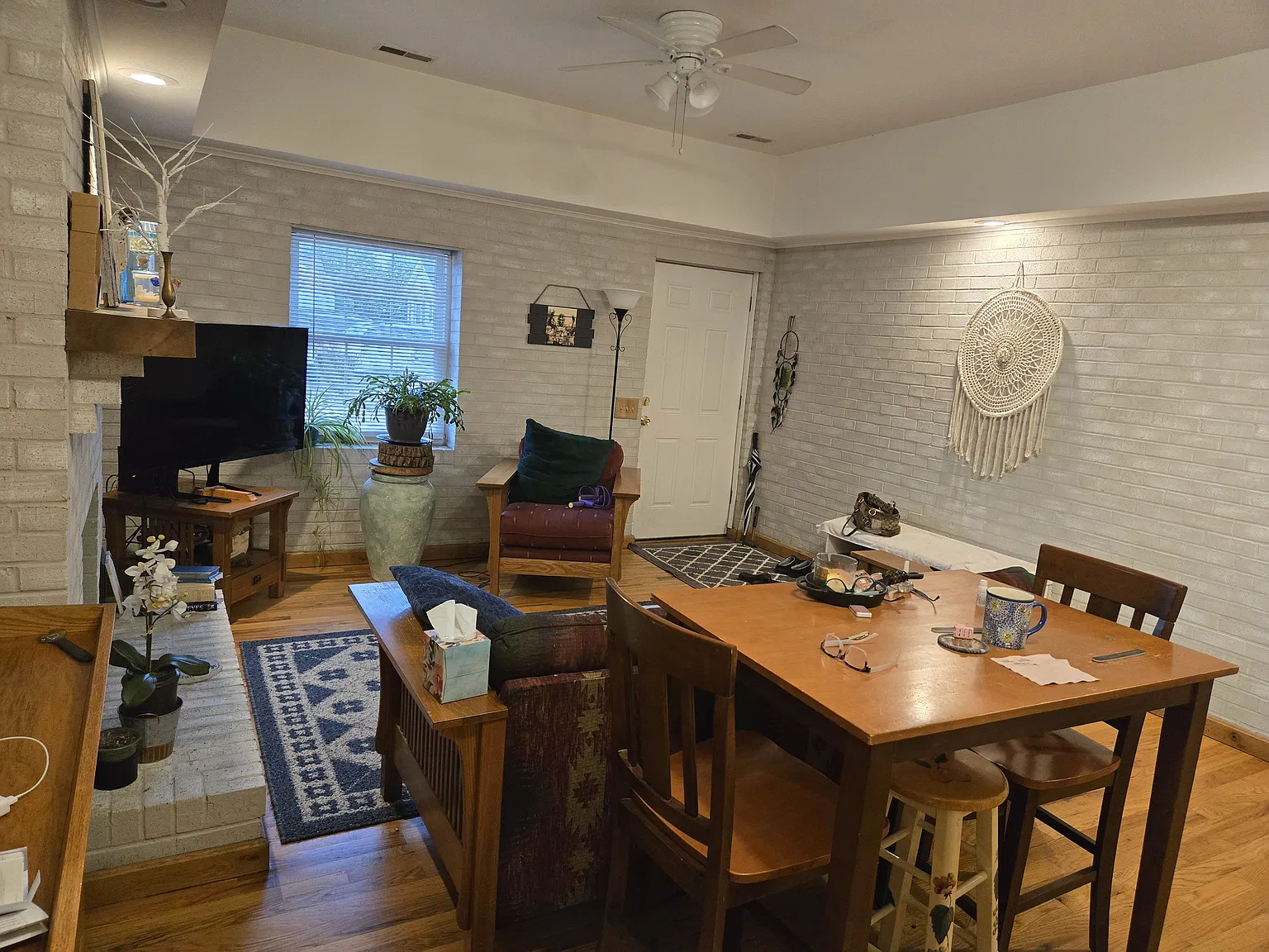 4 bed, 1304 sqft, $1,150 — Photo 4