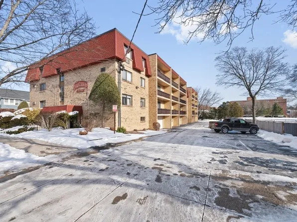 43-51 Albion St #B9, Melrose, MA 02176