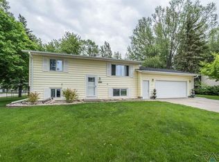 1000 S Suburban Dr, Sioux Falls, SD 57110