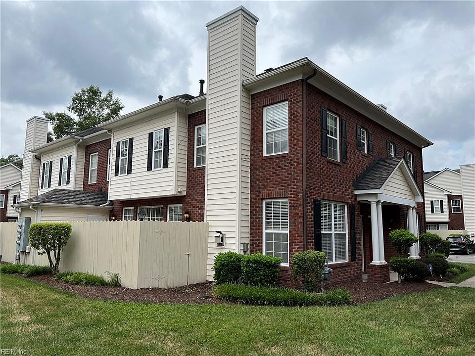 1st image of 2120 Pateshall Ct