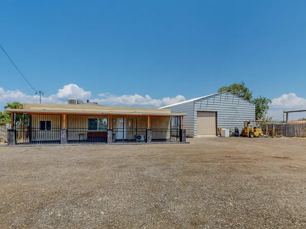 716 Old Coors Dr SW, Albuquerque, NM 87121