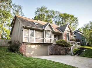 5321 NW Walden Dr, Kansas City, MO 64151