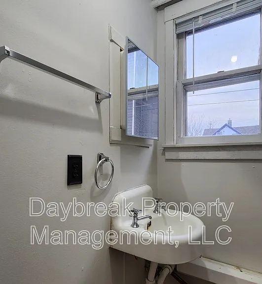 6 11th St S #6 — Photo 8